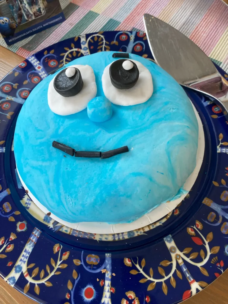 Birthday cake for Bombo